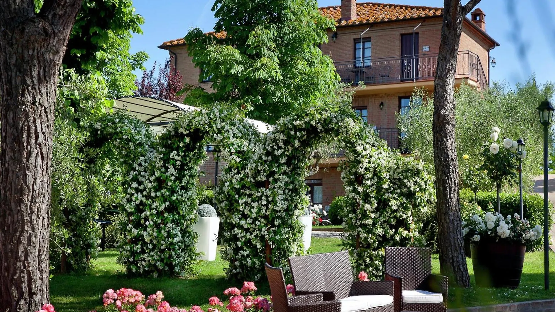 Vintage Mansion In Montepulciano With Pool Apartment Petrignano Del Lago Italy